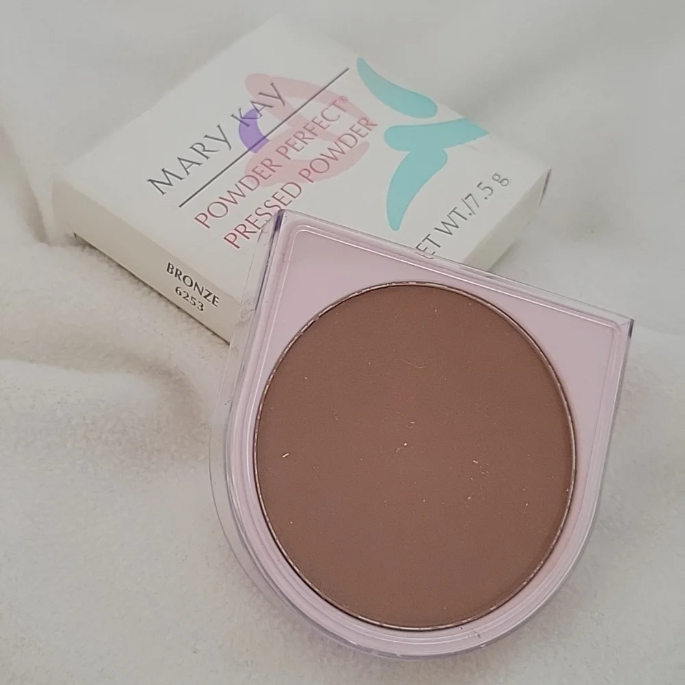 Mary Kay Bronze Pressed Powder